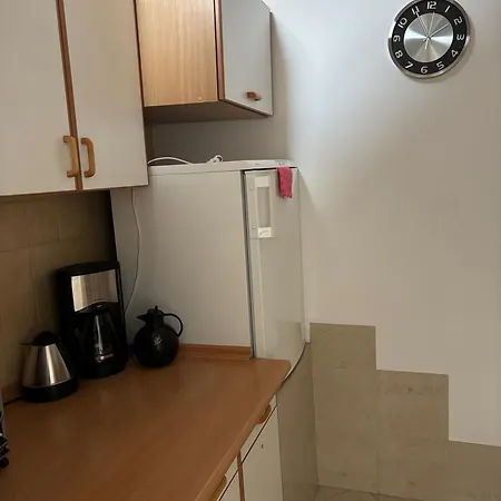 Lejlighed Cozy With Free Parking In Sleeps 4 Warszawa