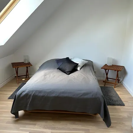 Cozy With Free Parking In Sleeps 4 * وارسو