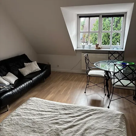 Cozy With Free Parking In Sleeps 4 *